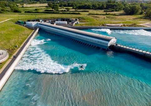 Inland wave pool The Wave